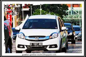 gambar mobil honda mobilio indonesia