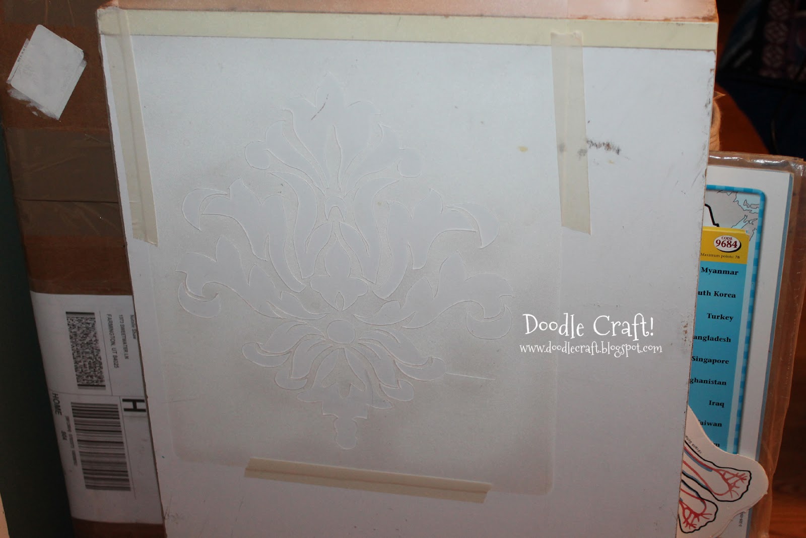 Reusable Stencils for Painting Wood Signs: Silhouette Freezer Paper Hack -  Silhouette School