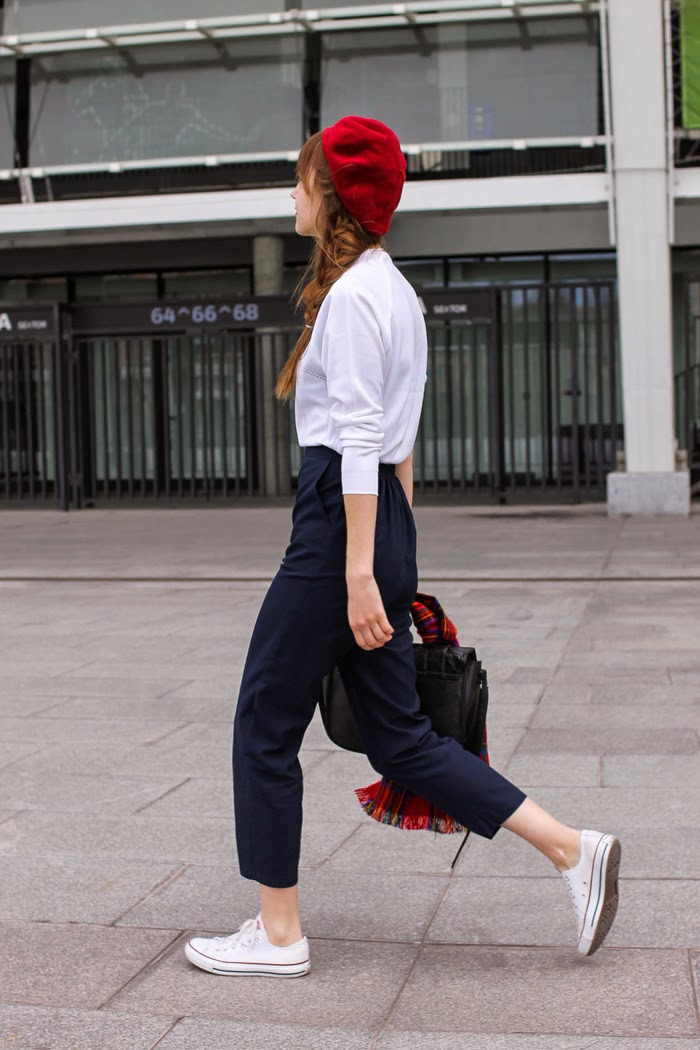 Mannequin Parade Another Outfit with a Beret