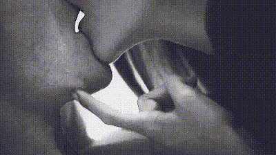 1. Take Your Time Well | How to Kiss Properly in 8 Tongue-Tying Steps