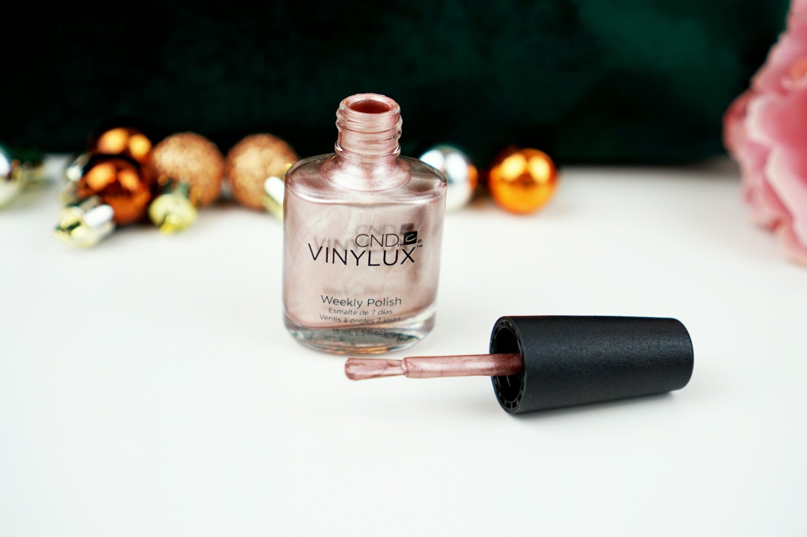 CND_Vinylux_Weekly_Polish_Radiant_Chill_#260