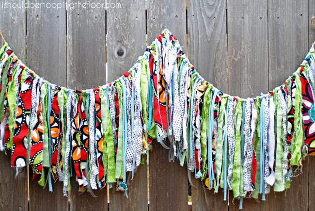 DIY Scrap Fabric Bunting | Easy DIY tutorial for a fun frayed fabric bunting. | Great for everyday, seasonal, and even party decor. DIY Scrap Fabric Bunting | Easy DIY tutorial for a fun frayed fabric bunting. | Great for everyday, seasonal, and even party decor.