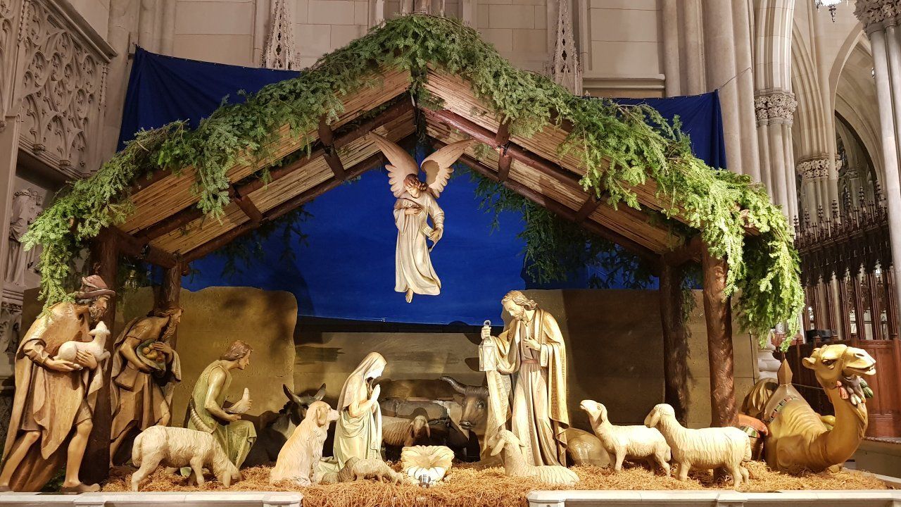 St Patrick S Cathedral In Nyc And The Christmas Nativity Scene