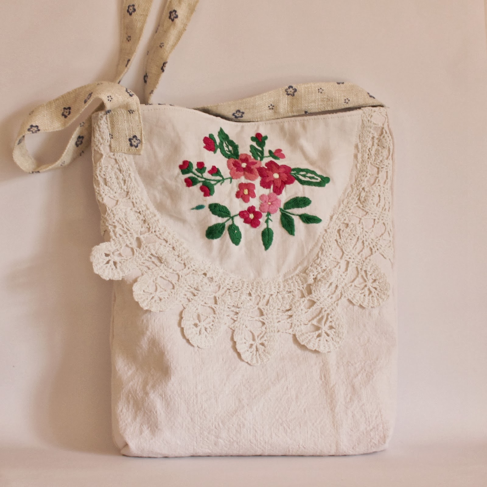 Roxy Creations Vintage embroidery bags