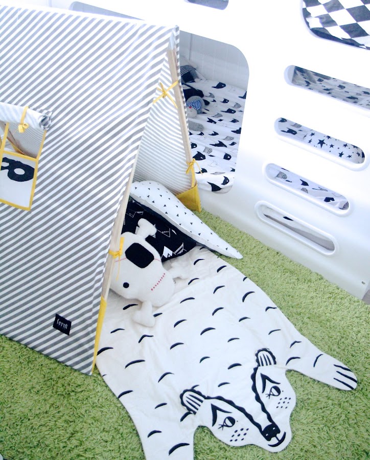 Un dormitorio infantil monocromático