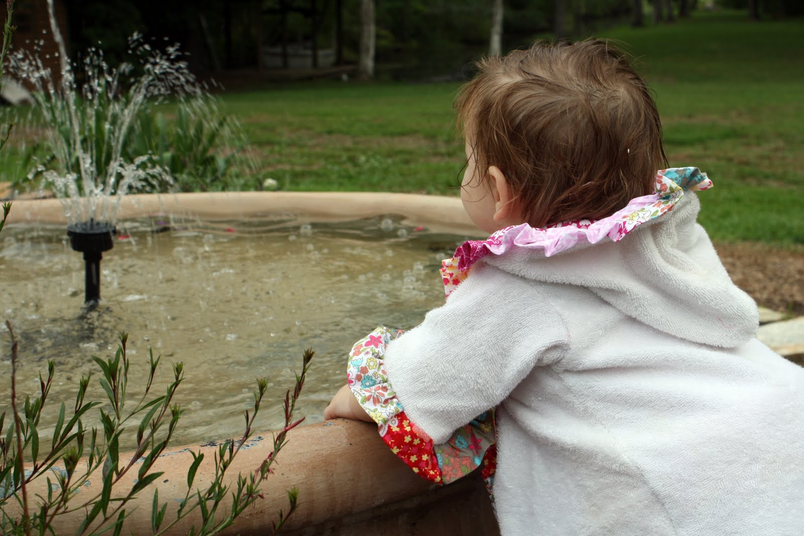sew grown: Ruffled Beach Robe