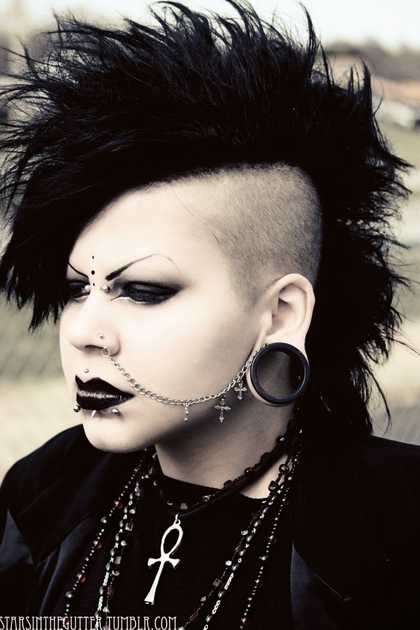 Ginger Fairy is writing....: Goth Never Dies, What is Goth?