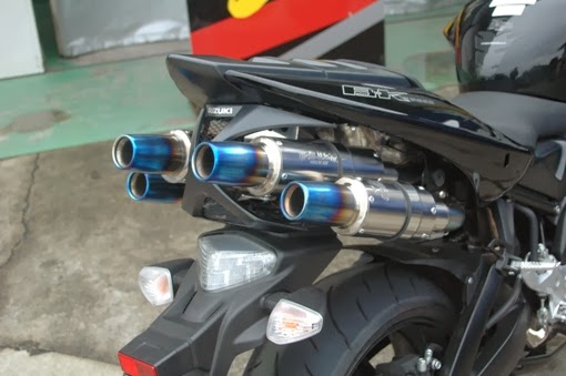 suzuki b king exhaust
