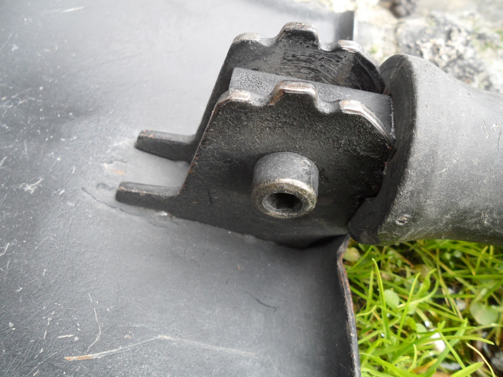 Four Bees U.S. Marine Corps, USMC, Gerber ETool, TriFold Shovel