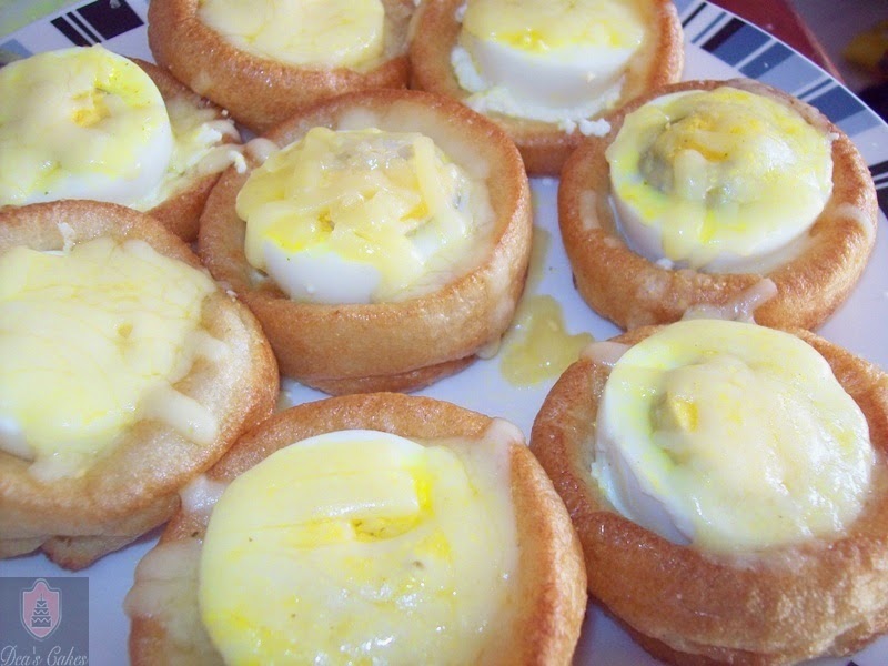 Yorkshire Pudding cu oua si cascaval-Yorkshire Pudding with eggs and cheddar