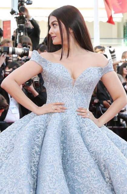Aishwarya bachchan at cannes film festival on red carpet images 2017