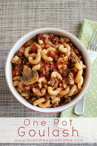 15 Easy Meal Planning Meals :: OrganizingMadeFun.com -- One Pot Goulash