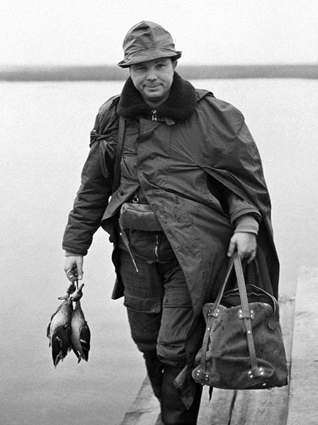 Yuri Gagarin  Everyday photos of the First Man in Space  1960s - 38