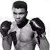 Muhammad Ali, tan demoledor dentro del cuadrilátero como buena persona
