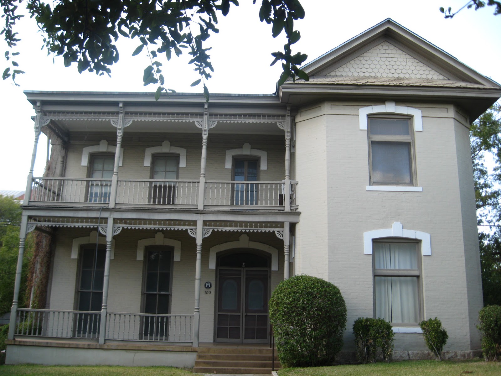 Texas Small Town Adventures Haunted Houses in Austin The Raymond