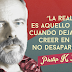 Falsos humanos crearán falsas realidades y se las venderán a otros humanos, volviéndolos a su vez falsificaciones de sí mismos