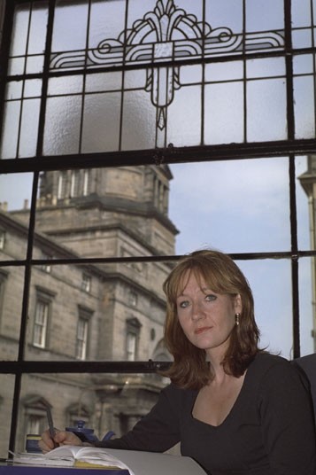 JK Rowling - από τα κουρέλια στα πλούτη