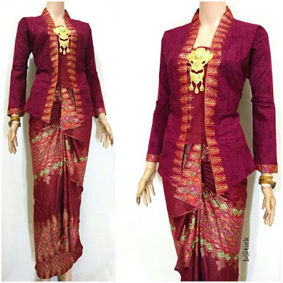 Rok dan Blouse Batik Anisa motif prada merah Rok dan Blouse Batik Anisa motif prada merah