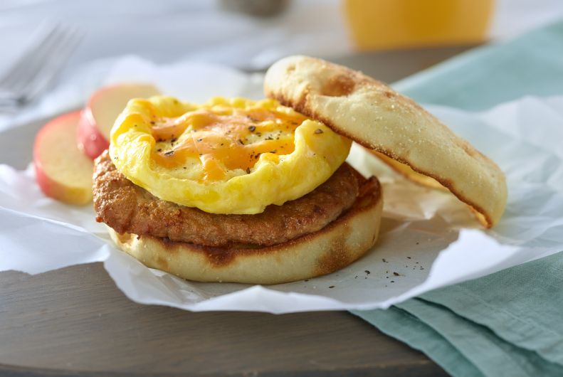Diab2Cook Jennie O Turkey Recipe of the Week Turkey Sausage and Egg Breakfast Sandwich