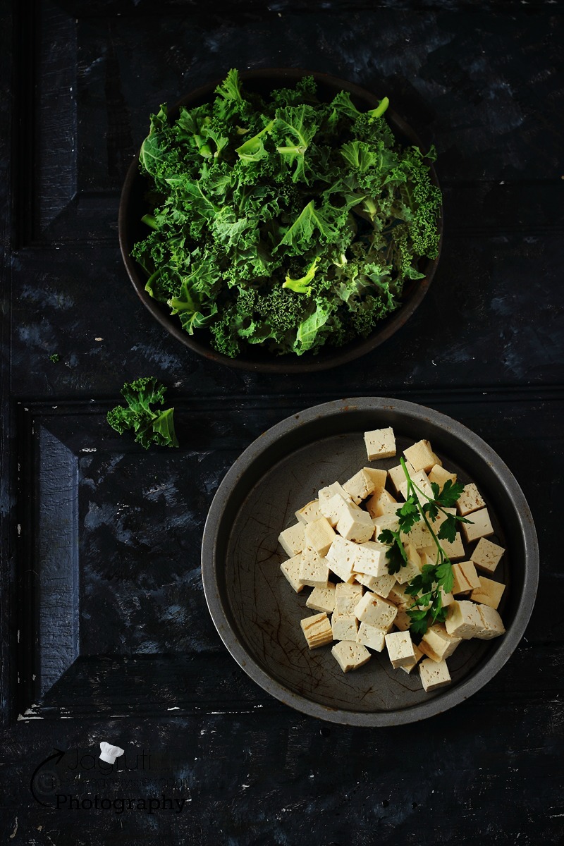 Jagruti's Cooking Odyssey Vegan Kale and Herby tofu curry 