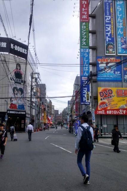 關西也要做御宅 大阪市日本橋電器街 迷您秋葉原mix池袋 關西也要做御宅 大阪市日本橋電器街 迷您秋葉原mix池袋