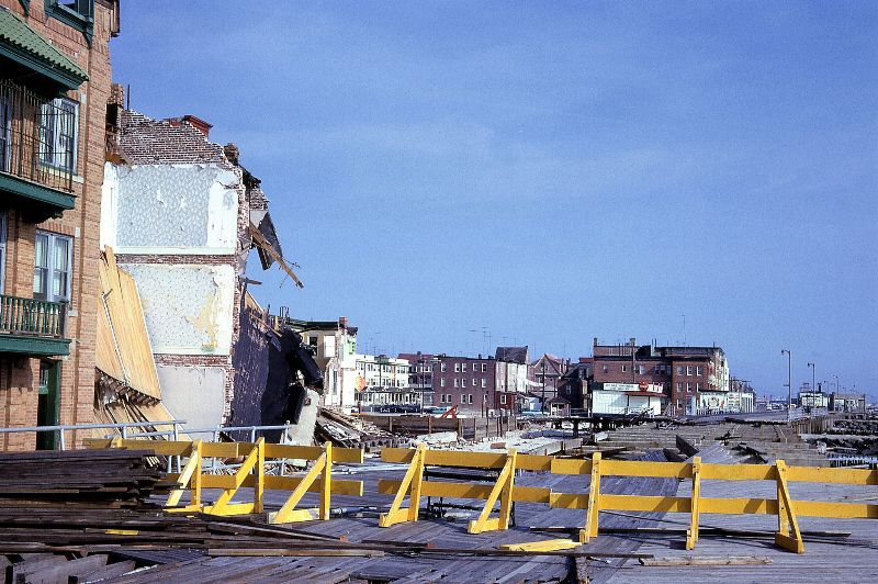 Color Photos Capture Atlantic City Before the Casinos  1960s - 95