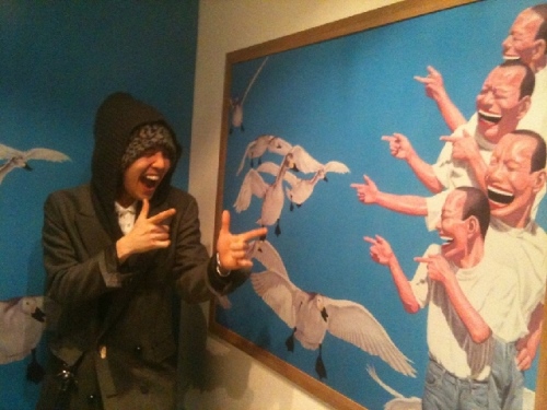http://4.bp.blogspot.com/-WPq4ogcHTG8/TsS_EODbAuI/AAAAAAAAAQw/swpCyJe6rso/s1600/g-dragon_1301473577_47332.jpg