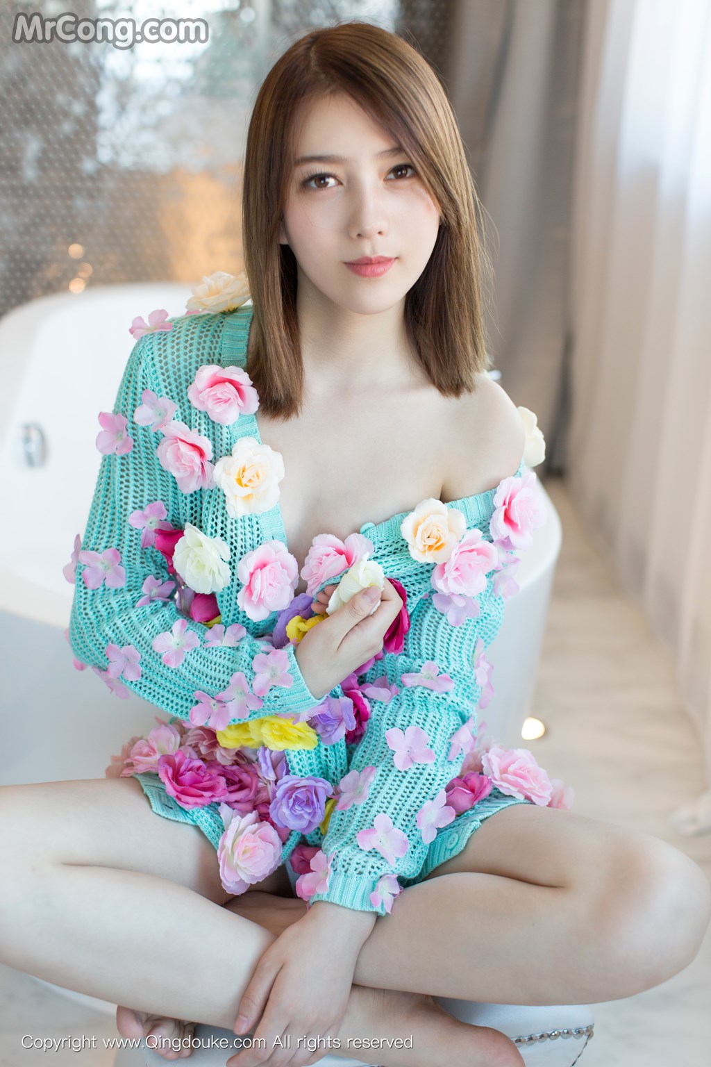 QingDouKe 2016-12-02: Model Ha Na (哈拿) (44 photos) photo 3-2