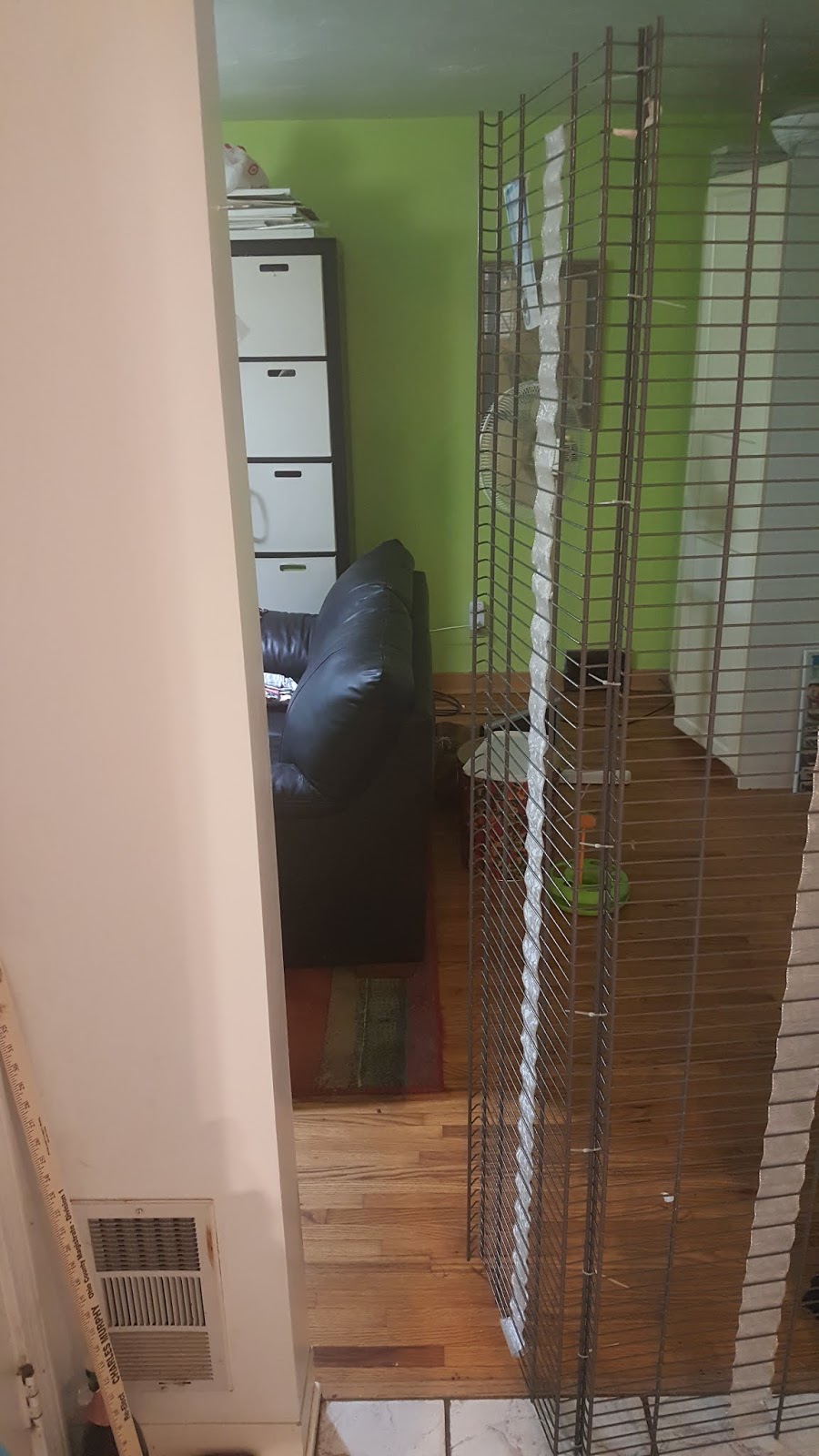 Artybecca DIY Tall Pet Gate for Cats