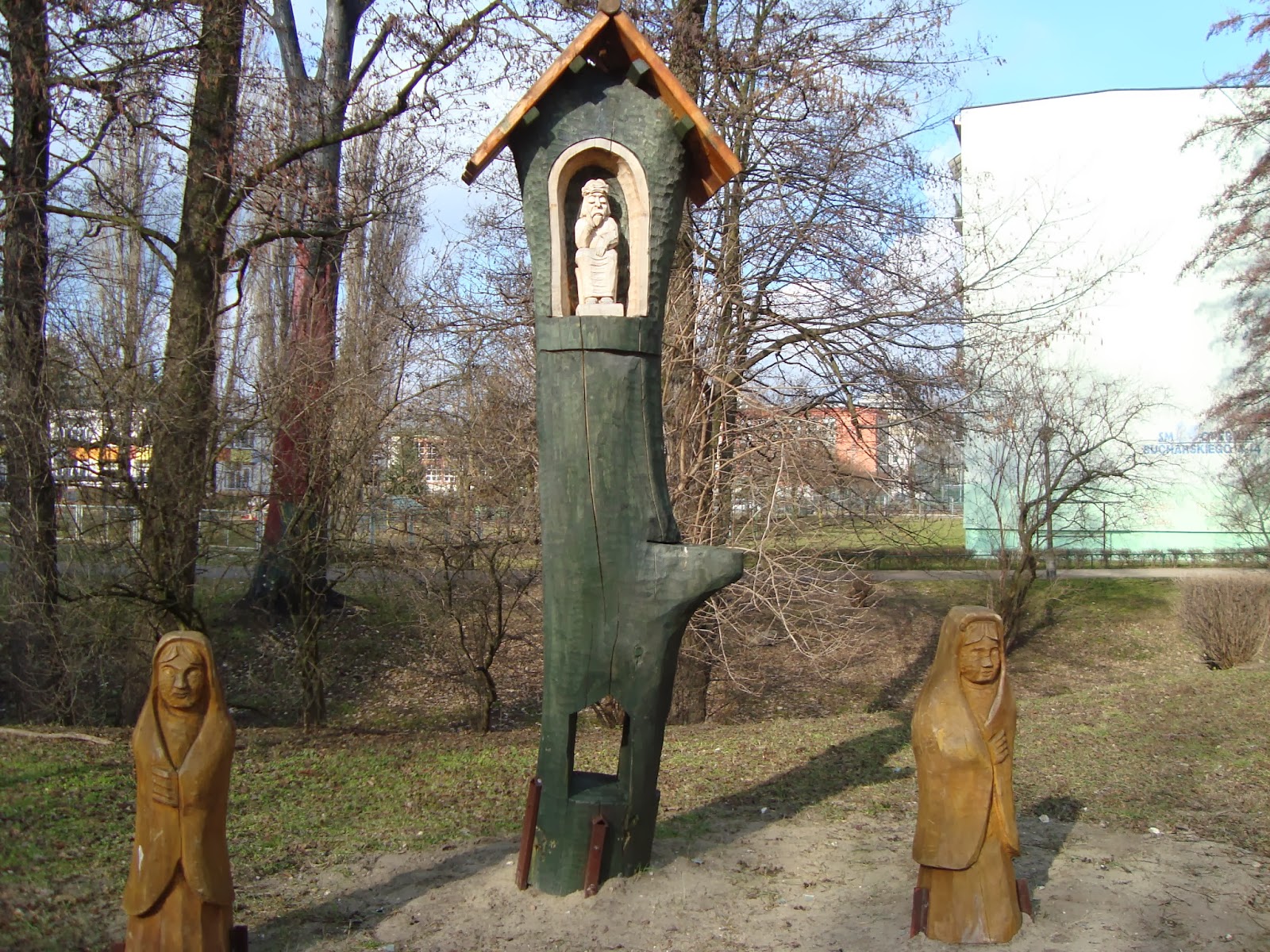kapliczka, toruń, szutka w plenerze, międzynarodowy plener rzeźbiarsko-malarski w toruniu