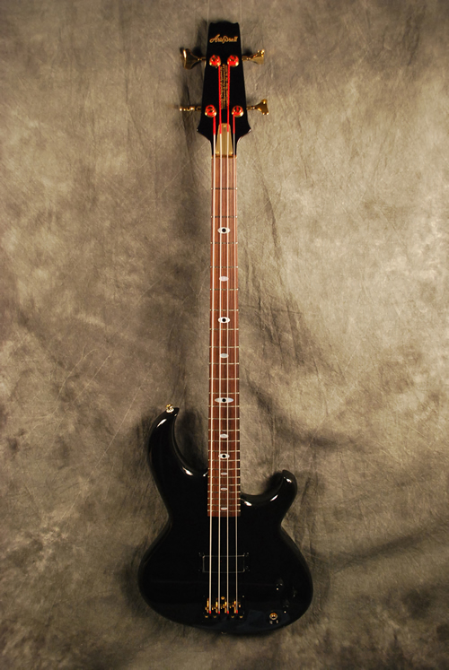 Horns Up Rocks NEW Cliff Burton Signature Bass Unveiled At Namm