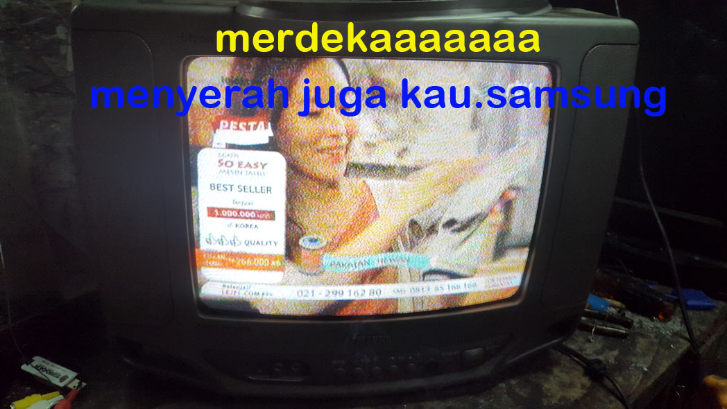 ELEKTRONIK,PC,LAPTOP,TV,LED,LCD,PS2,PS3 Tv samsung 14 in