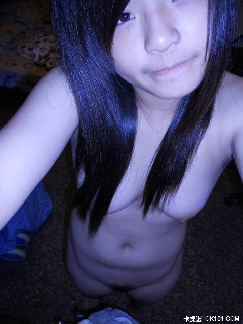 Taiwanese schoolgirl small boobs self photos leaked