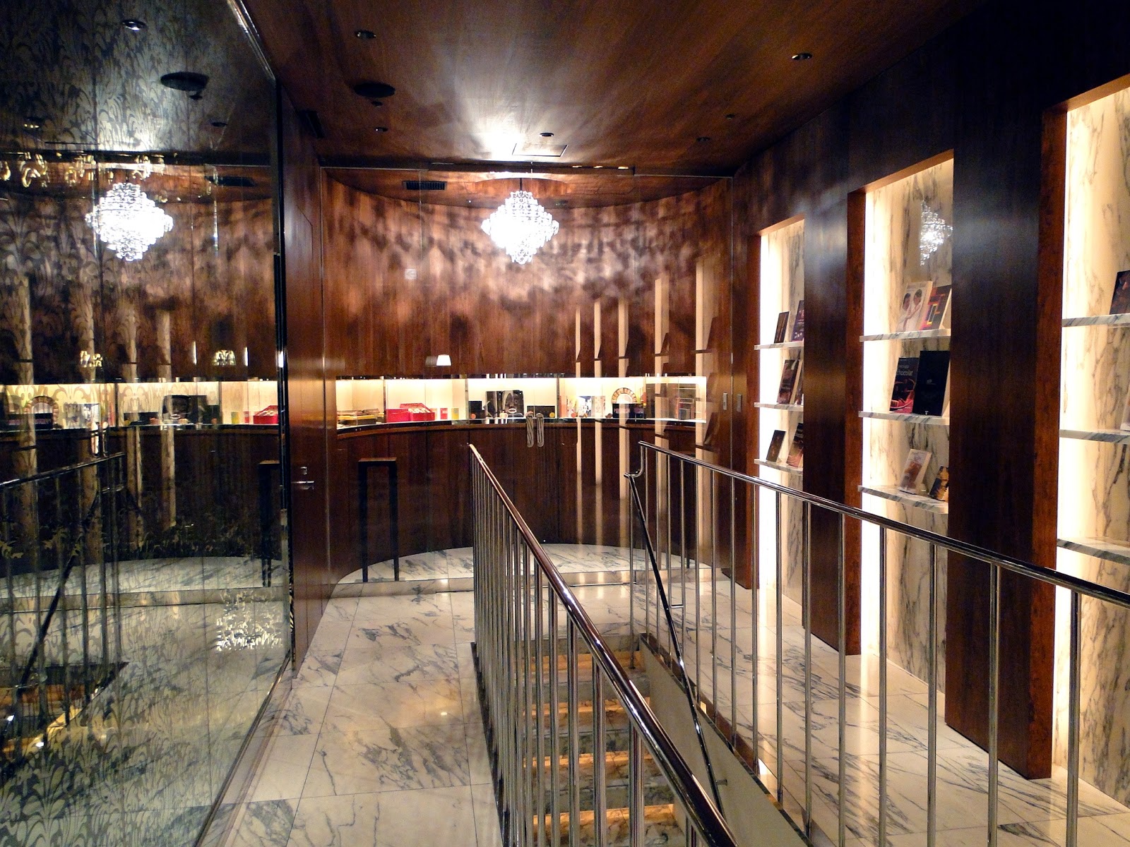Bar Chocolat by Pierre Hermé (Tokyo, JAPAN) ★★★☆☆ | A traveling foodie ...
