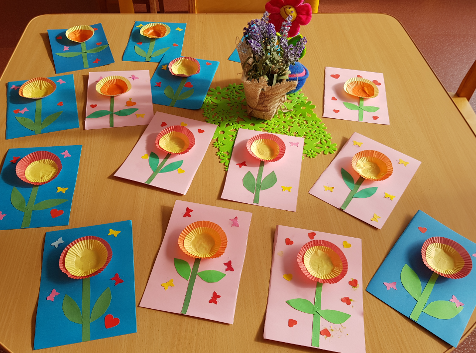 яичница для мамы. завтрак для мамы. что приготовить маме на 8. что приготовить маме на 8. оригинальный завтрак для детей.