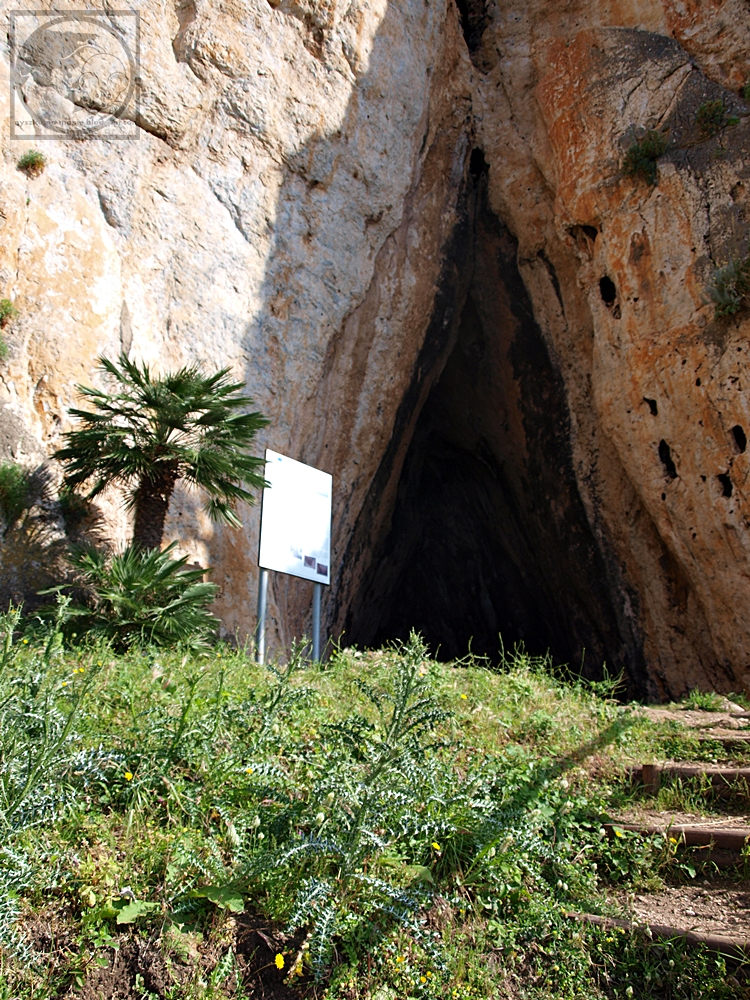monte cofano grota monte-cofano
