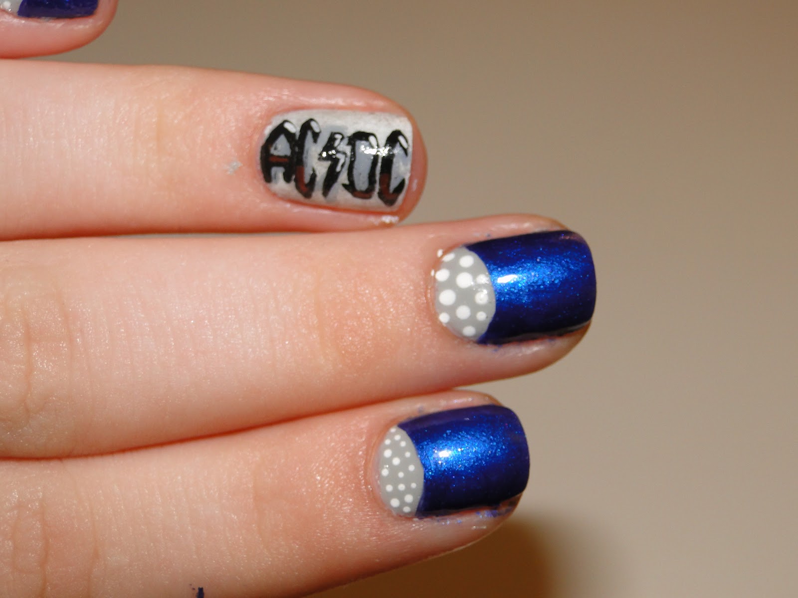 WeeklyWackyNails: Rock'n'Blue Nail Art