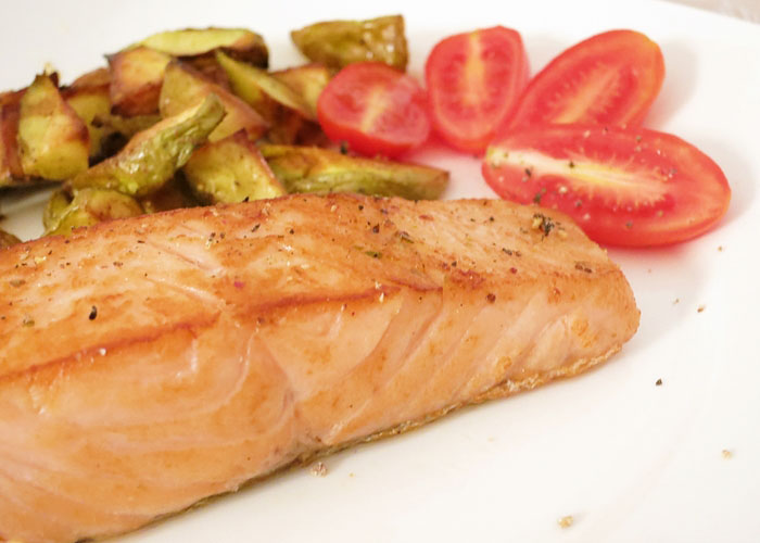 Lachs mit Bratkartoffel Lachs mit Bratkartoffel