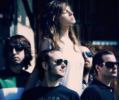 La Oreja de Van Gogh Foto de La Oreja de Van Gogh al aire libre