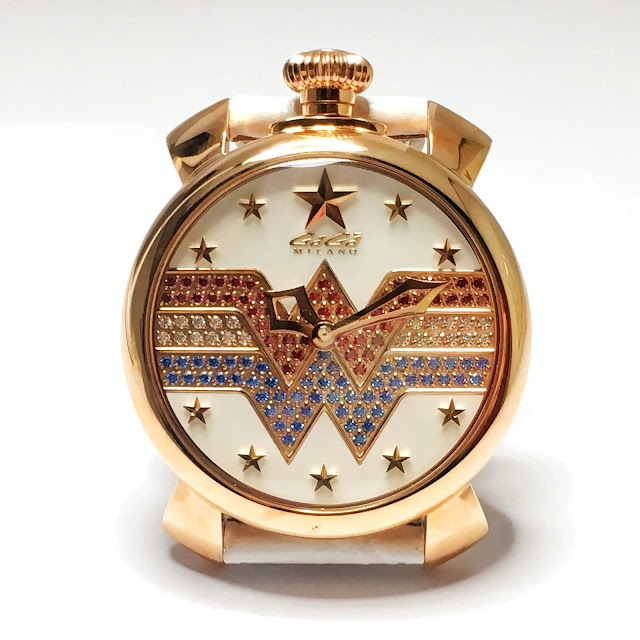 GaGa MILANO ガガミラノ 時計 watch ワンダーウーマン 5021.WW コラボウォッチ 世界限定 175本 スーパーヒロイン アメリカ イタリア クォーツ ファッション fachion ファッションウォッチ 40㎜ 天然石 クール 可愛い 華やか トレードマーク 星条旗 個性的 ユニセックス プレゼント ヒーロー クールビューティ