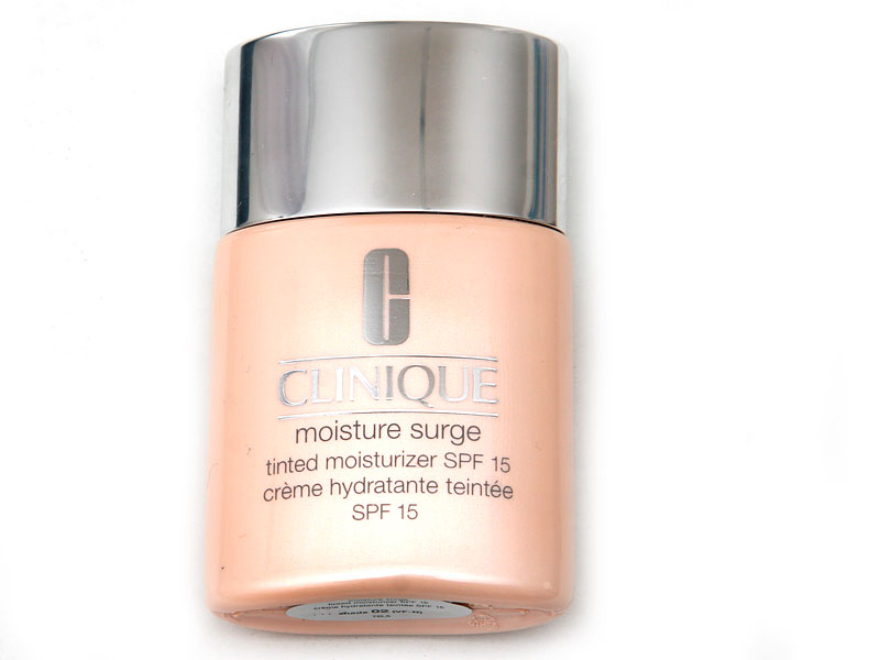 CandySnow Clinique Moisture Surge Tinted Moisturizer