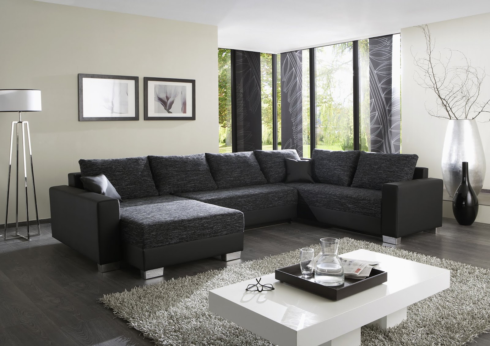 Зал серый диван. Диван Signal Alessia 90x200. Гостиная с серым диваном. Серый угловой диван в интерьере гостиной. Темно серый диван.
