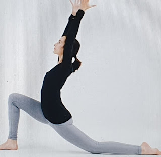 Gün Boyu Oturmanın Zararlarını 12 Yoga Pozu İle Bitirin. Mayıs 2019