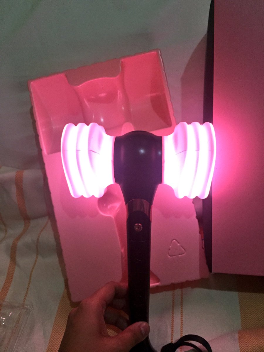[Video] Test BLACKPINK Lightstick Reaction Mode & Sound Effect