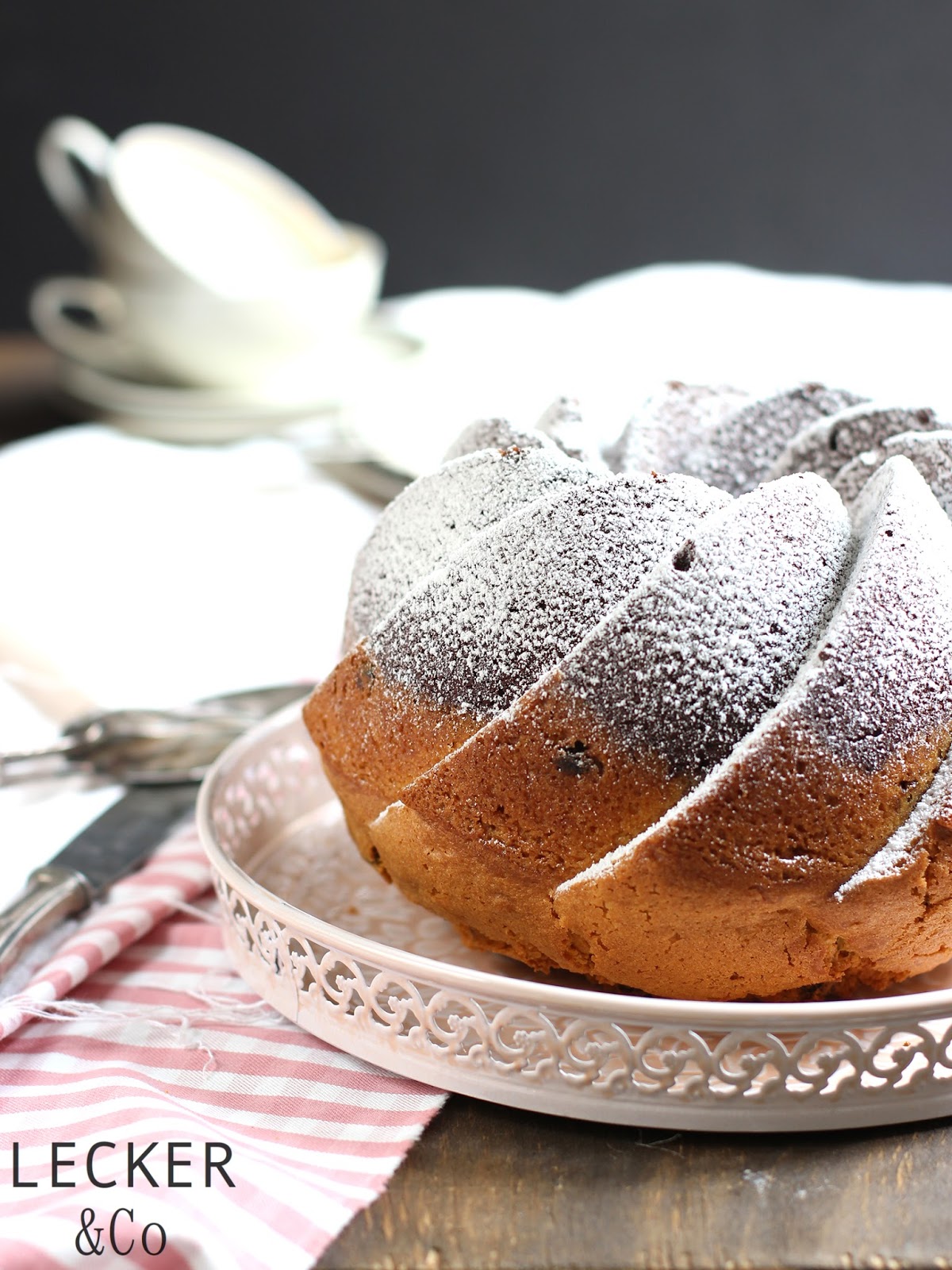 LECKER&amp;Co | Foodblog aus Nürnberg: Marmorkuchen mit Cranberries {Rezept ...