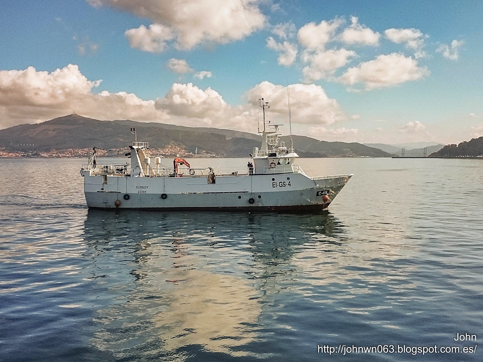 FOTOS DE BARCOS: DUNBOY