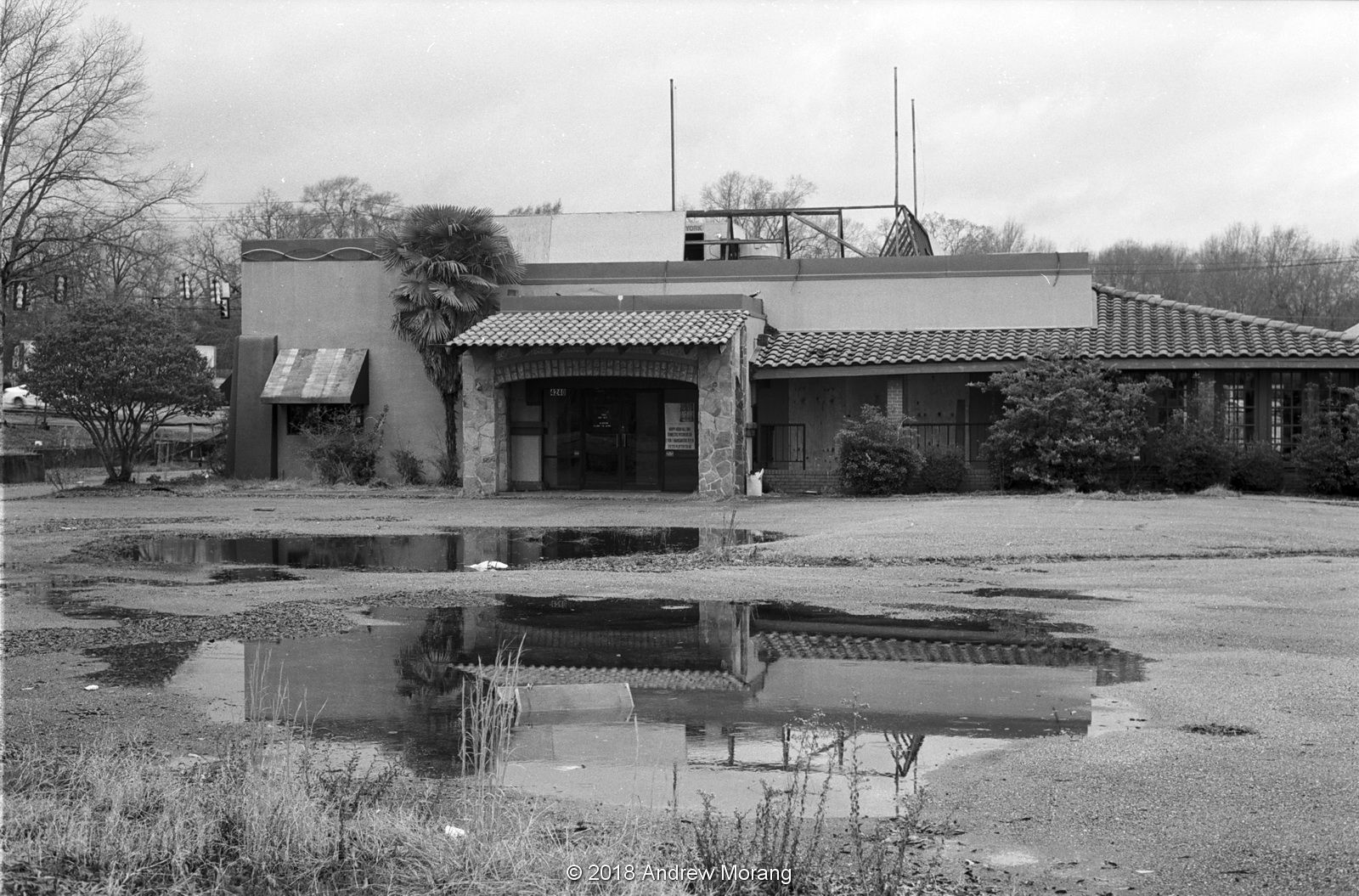 Urban Decay Major decline Metrocenter Mall and Robinson Road, Jackson, Mississippi (B&W film)