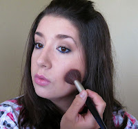 http://www.sparklemepink.com/2013/06/how-to-get-fresh-face-summer-look-for.html