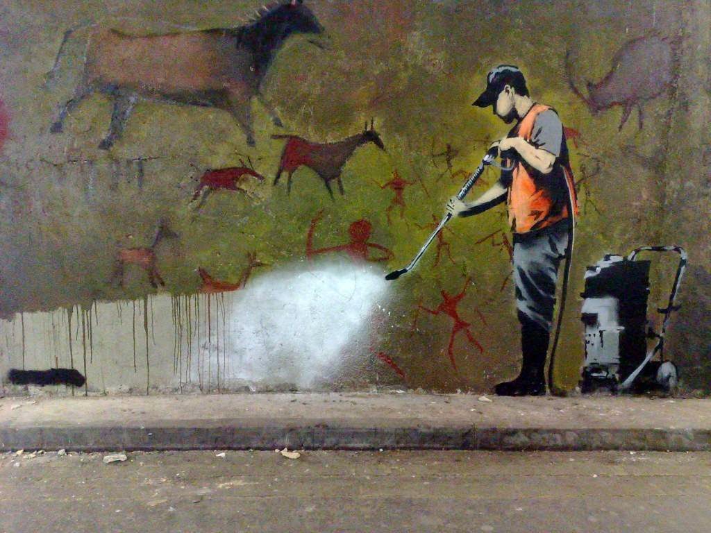 [SATIRICAL STREET ART] Banksy - ART FOR YOUR WALLPAPER