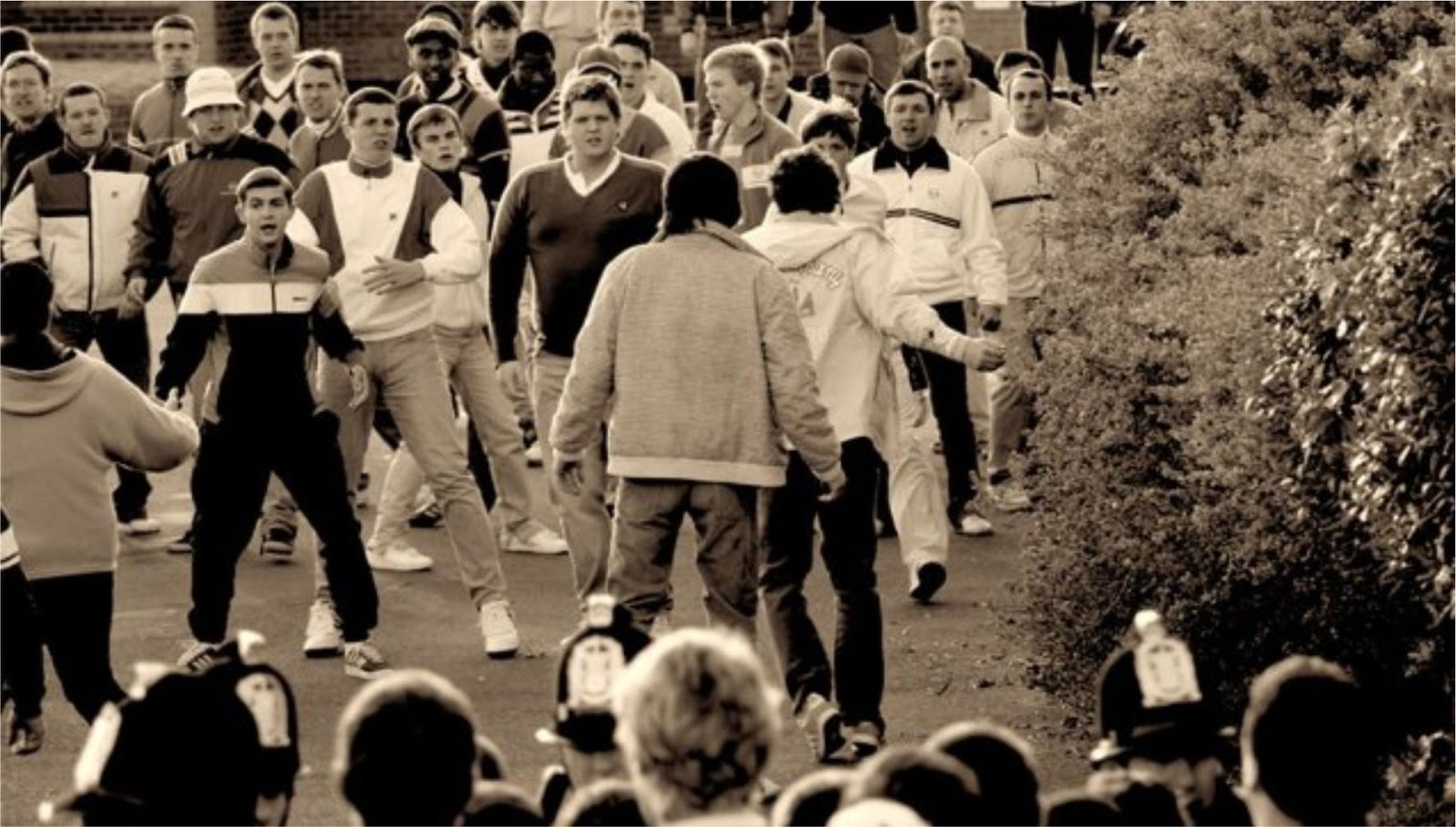 банда the firm 2009. банда the firm 2009. фильм футбольные хулиганы 2009. The firm фильм 2009. фирма 2009.